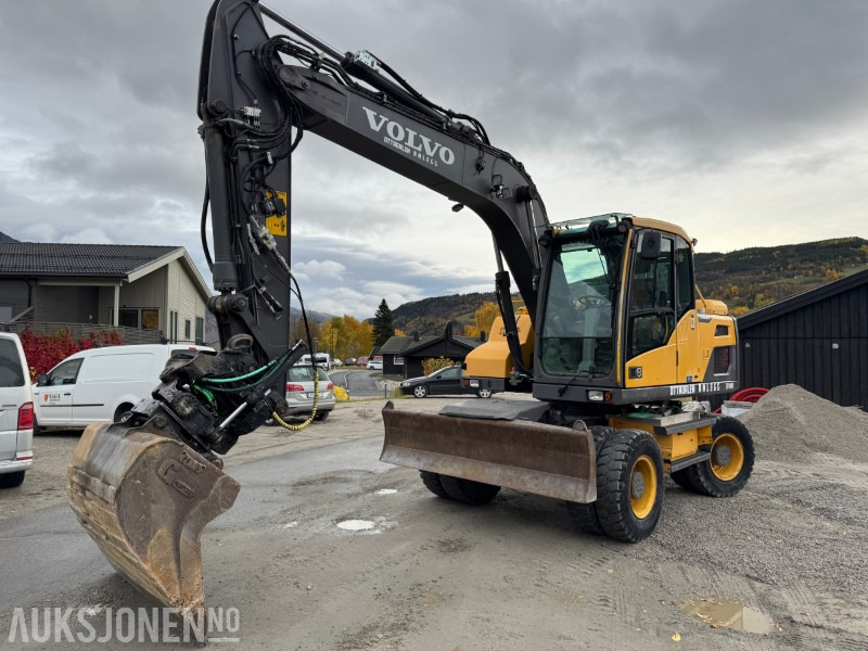 2012 Volvo EW140 D Hjulmaskin TILTROTATOR, 2 SKUFFER, SENTRALSMØRING - Excavator: picture 2 2012 Volvo EW140 D Hjulmaskin TILTROTATOR, 2 SKUFFER, SENTRALSMØRING - Excavator: picture 2