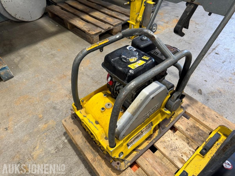 2012 Wacker Neuson WPP1550A vibroplate / 90kg - Roller: picture 3 2012 Wacker Neuson WPP1550A vibroplate / 90kg - Roller: picture 3