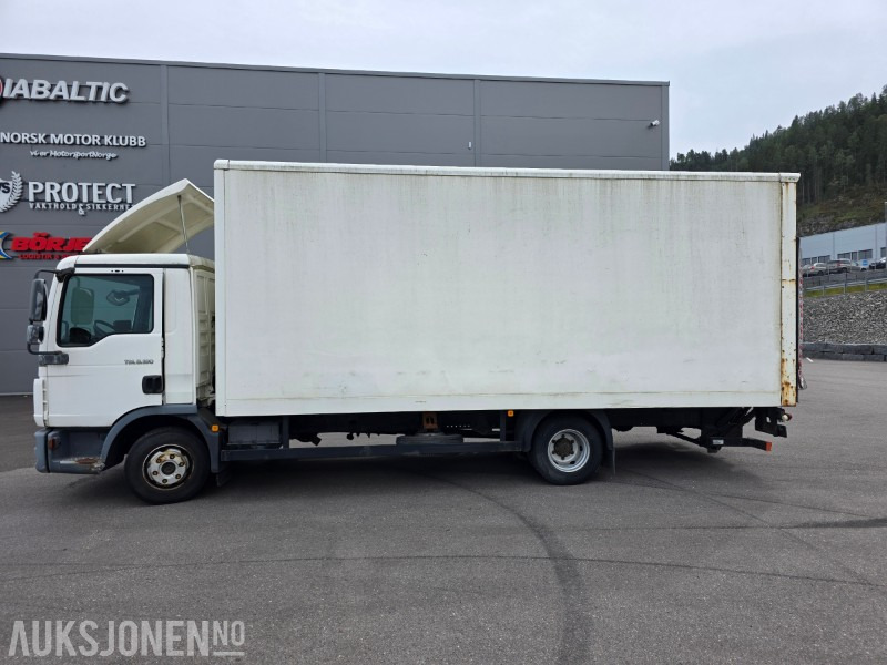 2013 MAN TGL 8.180 - 3 seter - EURO5T - Cruisekontroll - Totalvekt 7490 kg - Box truck: picture 2 2013 MAN TGL 8.180 - 3 seter - EURO5T - Cruisekontroll - Totalvekt 7490 kg - Box truck: picture 2
