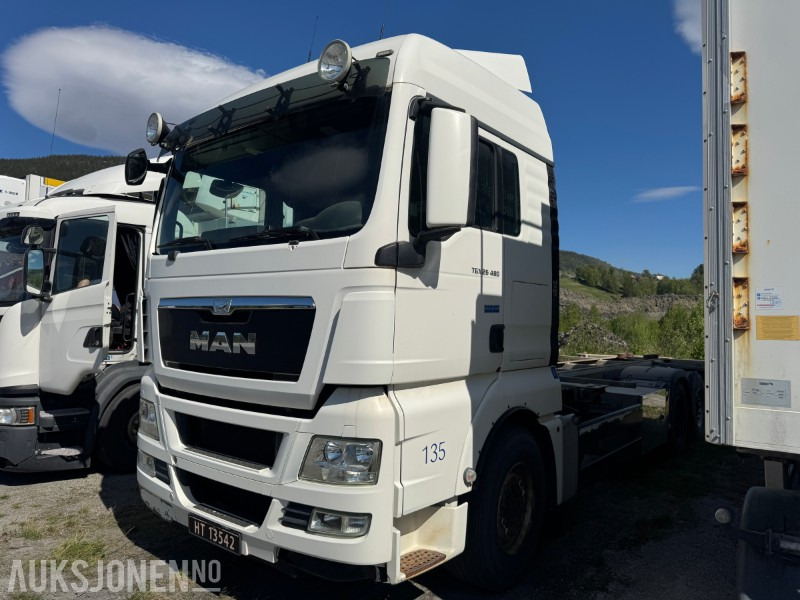 2013 MAN TGX 26.480 chassis med containerfester - Container transporter/ Swap body truck: picture 1 2013 MAN TGX 26.480 chassis med containerfester - Container transporter/ Swap body truck: picture 1
