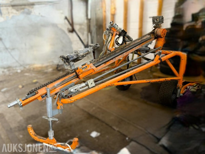 Drilling rig 2014 Marini Dachs borerigg med Atlas Copco hammer: picture 1