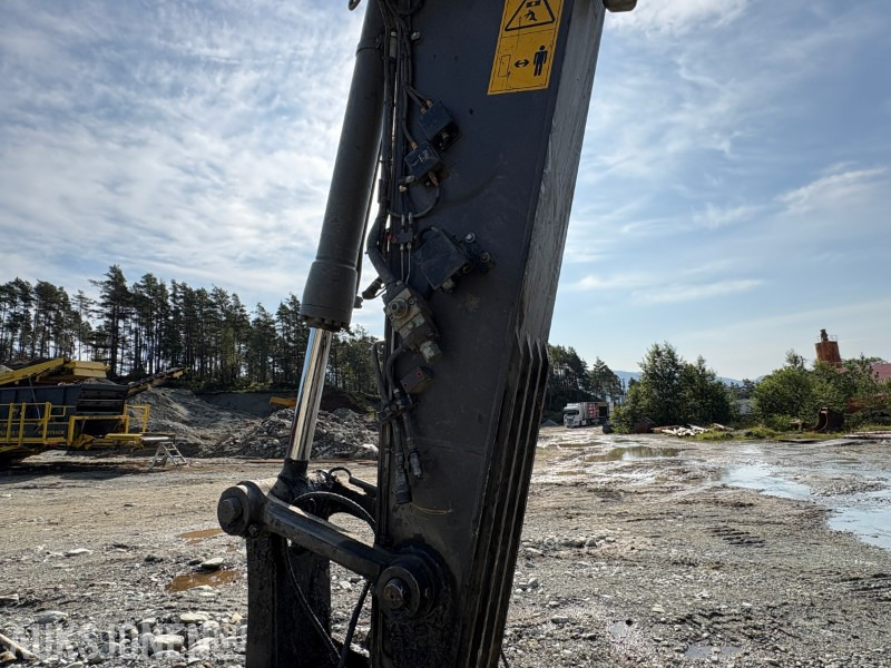 Excavator 2014 Volvo EC 220DL - 10 656 timer - sertifisert: picture 10