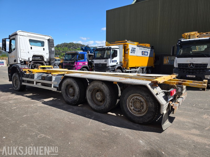 2015 Mercedes-Benz Arocs 3232 chassis / kun 11768 km og 1587 timer - Cab chassis truck: picture 4 2015 Mercedes-Benz Arocs 3232 chassis / kun 11768 km og 1587 timer - Cab chassis truck: picture 4