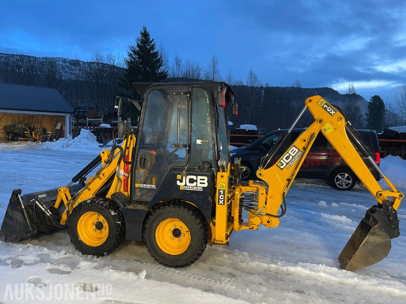 2016 JCB 1CX - Kompakt spakestyrt traktorgraver, med frontlaster og graveaggregat - Backhoe loader: picture 3 2016 JCB 1CX - Kompakt spakestyrt traktorgraver, med frontlaster og graveaggregat - Backhoe loader: picture 3