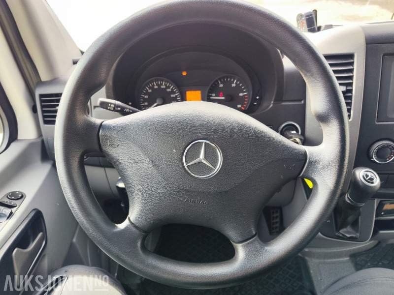Leasing of  2017 Mercedes-Benz Sprinter kjølebil - EU godkjent - Ryggekamera - Automatgir - Bakløft 2017 Mercedes-Benz Sprinter kjølebil - EU godkjent - Ryggekamera - Automatgir - Bakløft: picture 15 Leasing of  2017 Mercedes-Benz Sprinter kjølebil - EU godkjent - Ryggekamera - Automatgir - Bakløft 2017 Mercedes-Benz Sprinter kjølebil - EU godkjent - Ryggekamera - Automatgir - Bakløft: picture 15