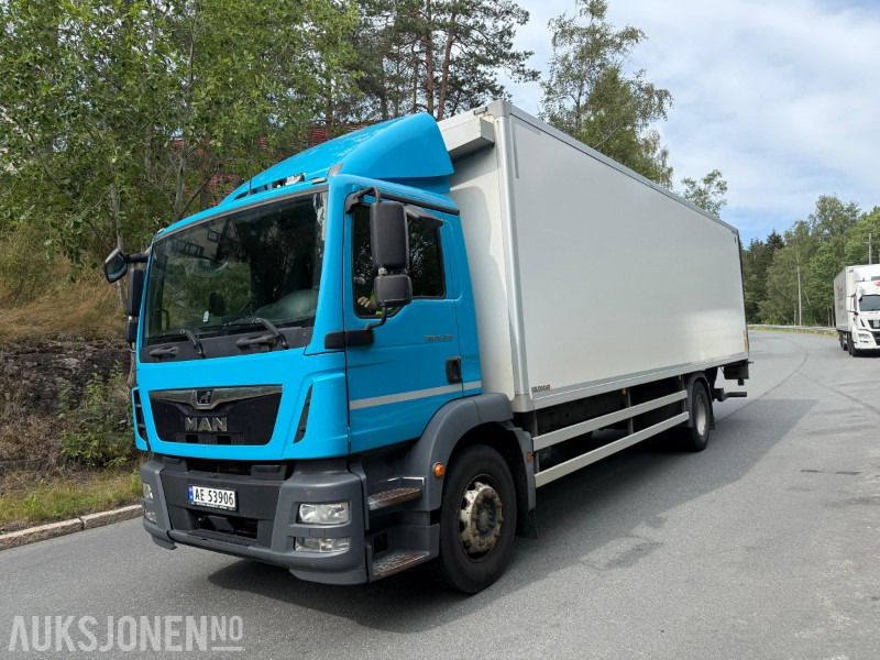2018 MAN TGM 250, baklem, Elektrisk jekketralle, 250hk, Cruisekontroll, Ryggekamera - Box truck: picture 1 2018 MAN TGM 250, baklem, Elektrisk jekketralle, 250hk, Cruisekontroll, Ryggekamera - Box truck: picture 1