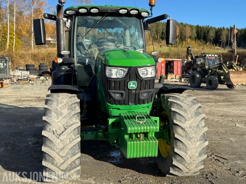 2019 John Deere 6145R 4X4, 192 HK PREMIUM EDITION LEVERES MED NYE DEKK OG - Farm tractor: picture 3 2019 John Deere 6145R 4X4, 192 HK PREMIUM EDITION LEVERES MED NYE DEKK OG - Farm tractor: picture 3