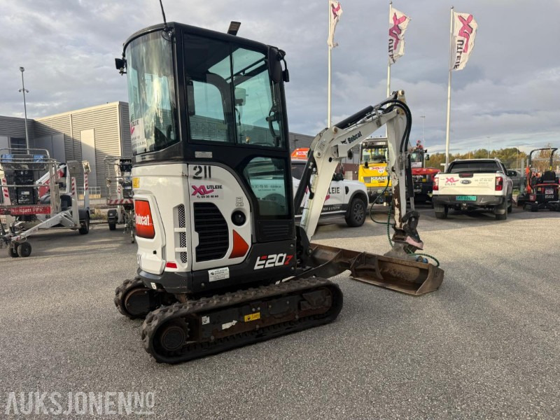 2021 Bobcat E20Z minigraver - servicehistorikk - 2 skuffer. - Mini excavator: picture 5 2021 Bobcat E20Z minigraver - servicehistorikk - 2 skuffer. - Mini excavator: picture 5