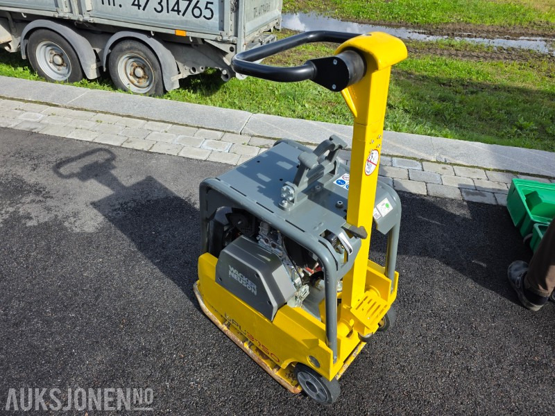 2023 Wacker Neuson DPU3750 Vibroplate 265kg - 4,2kW - 40 arbeidstimer - Roller: picture 1 2023 Wacker Neuson DPU3750 Vibroplate 265kg - 4,2kW - 40 arbeidstimer - Roller: picture 1