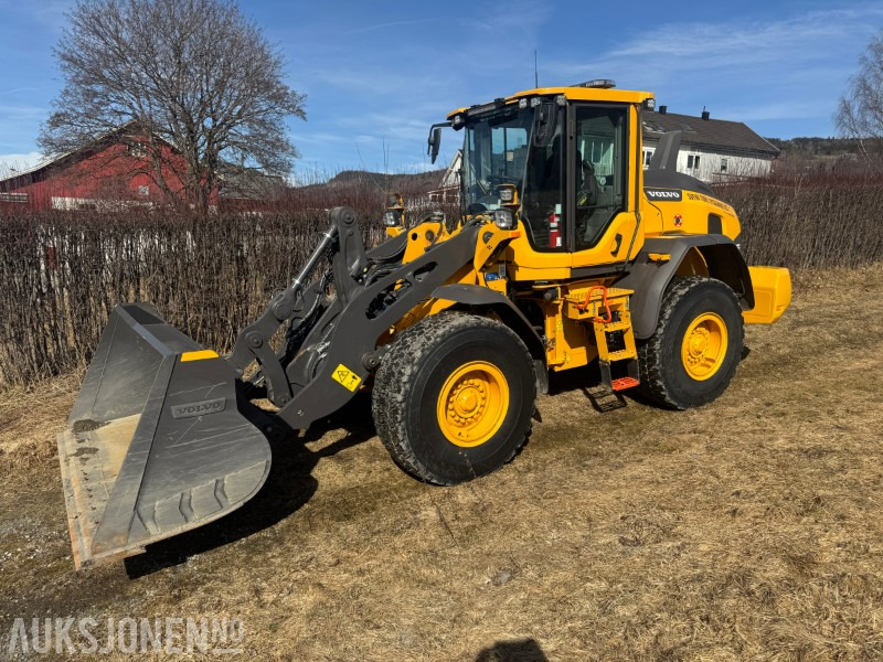 Wheel loader 2024 Volvo L70H2 HJULLASTER MED SKUFFE, SETRALSMØRING, VEKT +++KUN 400 TIMER: picture 1