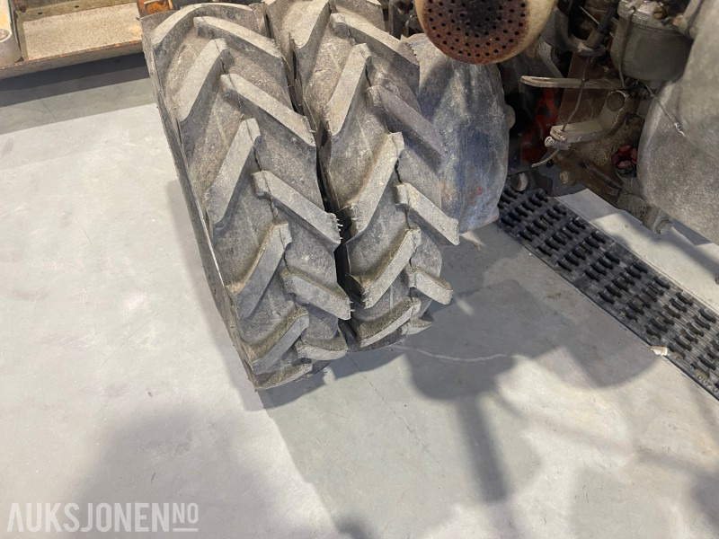 1900 Bucher M3000-K tohjulstraktor med slåmaskin - Agricultural machinery: picture 4 1900 Bucher M3000-K tohjulstraktor med slåmaskin - Agricultural machinery: picture 4