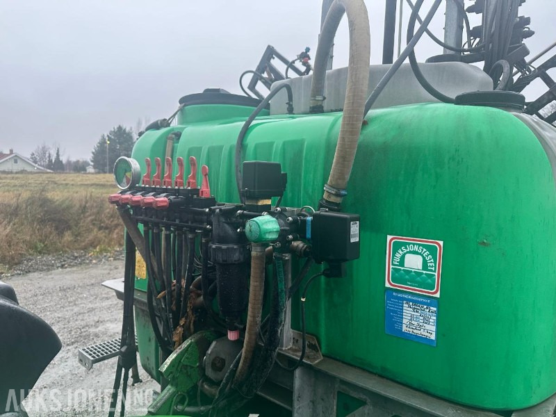 1900 Unigreen Sprøyte 1000L 12m - Agricultural machinery: picture 5 1900 Unigreen Sprøyte 1000L 12m - Agricultural machinery: picture 5