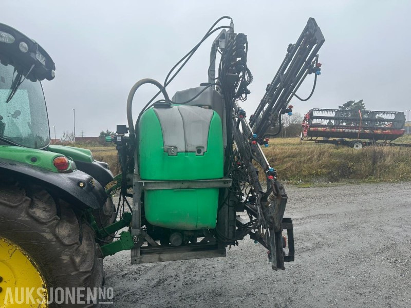 1900 Unigreen Sprøyte 1000L 12m - Agricultural machinery: picture 3 1900 Unigreen Sprøyte 1000L 12m - Agricultural machinery: picture 3