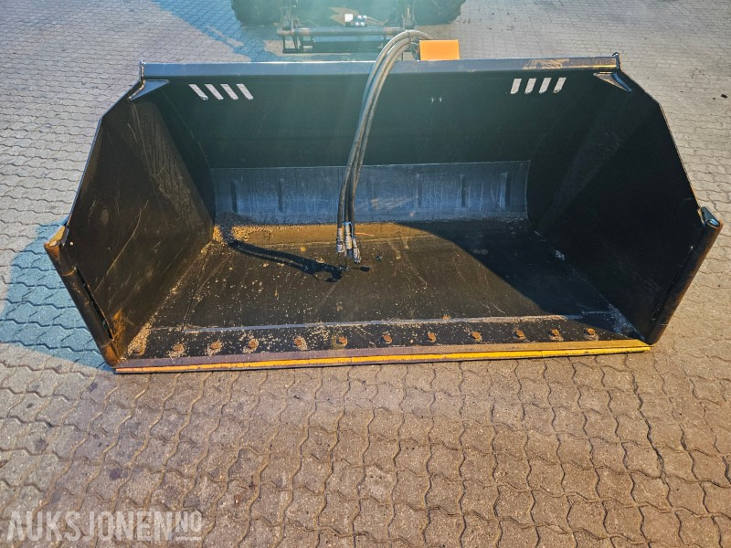 Agricultural machinery Quicke Klaffvingskuffe 230 BHO M16 L: picture 6