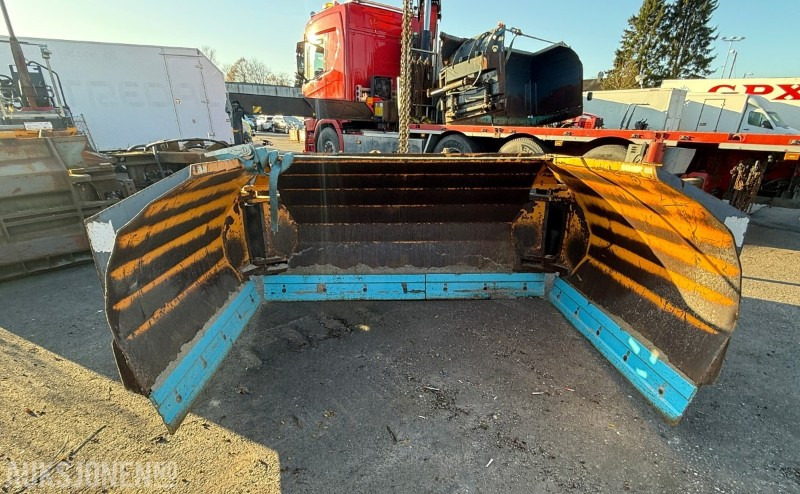 Tellefsdal 5200 U-plog / Snøplog - Agricultural machinery: picture 1 Tellefsdal 5200 U-plog / Snøplog - Agricultural machinery: picture 1