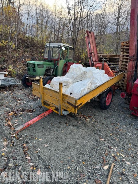 Traktorhenger - Agricultural machinery: picture 1 Traktorhenger - Agricultural machinery: picture 1