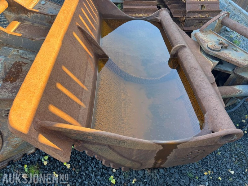 2015 SMP hydraulisk pusseskuffe G90 feste - Attachment for Construction machinery: picture 4 2015 SMP hydraulisk pusseskuffe G90 feste - Attachment for Construction machinery: picture 4