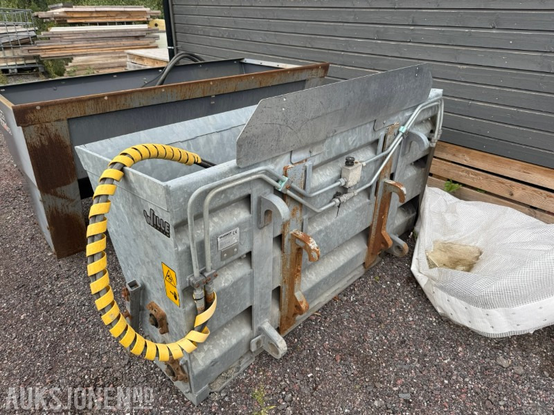 2015 Wille 550 sandspreder / strøkasse 550 liter - Attachment for Construction machinery: picture 1 2015 Wille 550 sandspreder / strøkasse 550 liter - Attachment for Construction machinery: picture 1