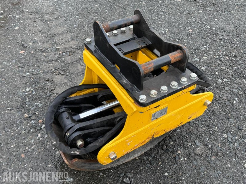 2024 Engcon TG25HD-S40 Tømmerklo / Tømmerklype - Nesten ikke brukt - S40 feste - Attachment for Construction machinery: picture 4 2024 Engcon TG25HD-S40 Tømmerklo / Tømmerklype - Nesten ikke brukt - S40 feste - Attachment for Construction machinery: picture 4