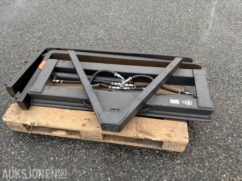 2024 Hydraulisk pallegaffel med A-ramme feste - Attachment for Construction machinery: picture 3 2024 Hydraulisk pallegaffel med A-ramme feste - Attachment for Construction machinery: picture 3