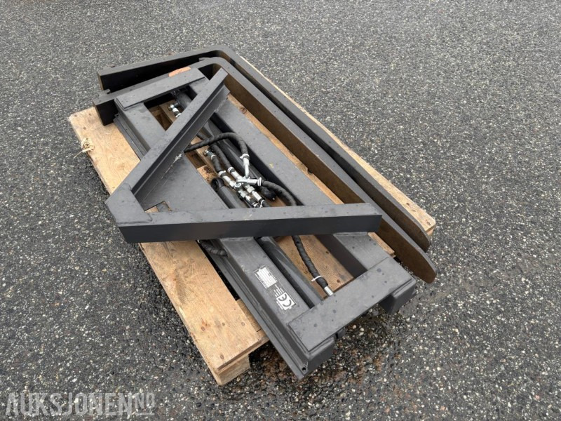 2024 Hydraulisk pallegaffel med A-ramme feste - Attachment for Construction machinery: picture 2 2024 Hydraulisk pallegaffel med A-ramme feste - Attachment for Construction machinery: picture 2