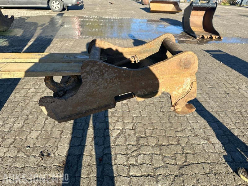 Adapter S-60 HK Feste til B-20 / KM02 - Attachment for Construction machinery: picture 2 Adapter S-60 HK Feste til B-20 / KM02 - Attachment for Construction machinery: picture 2