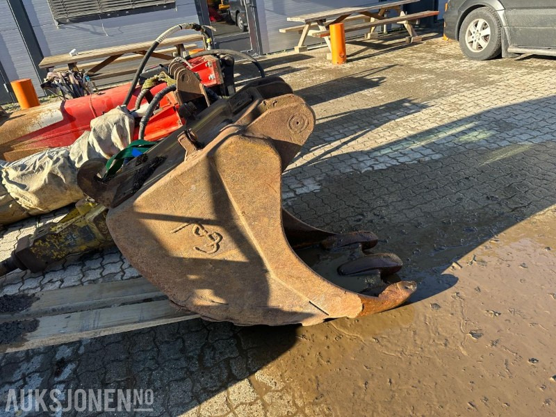 B-20 Smalskuffe med Tenner - Attachment for Construction machinery: picture 2 B-20 Smalskuffe med Tenner - Attachment for Construction machinery: picture 2