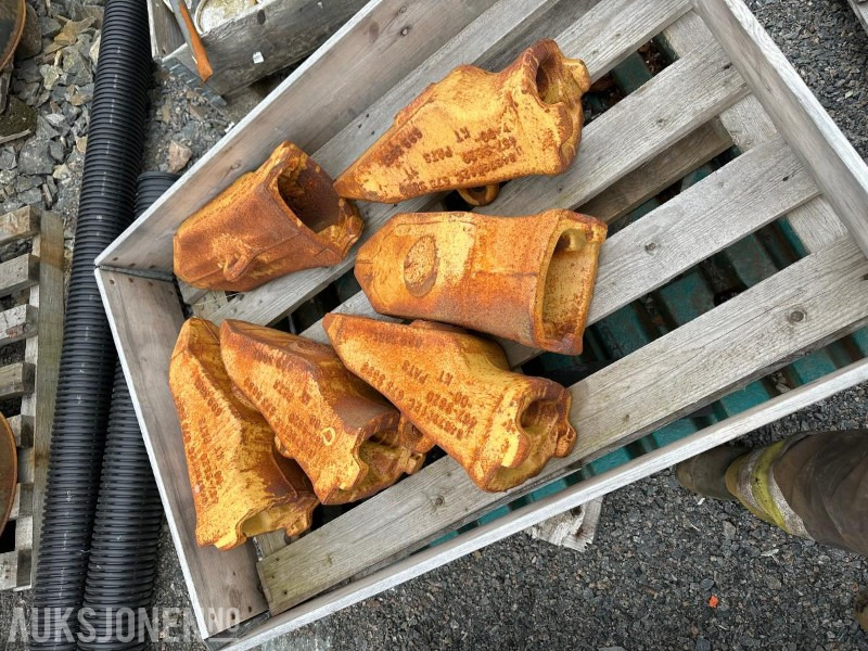 Cat Tenner -467-9820 - Attachment for Construction machinery: picture 1 Cat Tenner -467-9820 - Attachment for Construction machinery: picture 1