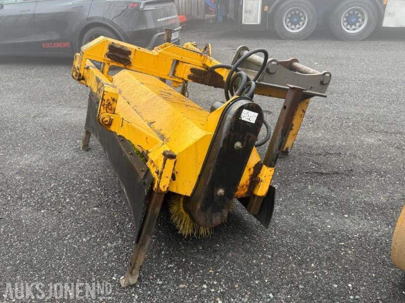 Attachment for Construction machinery Feiekost til gravemaskin fra ROTE med S60 feste: picture 1