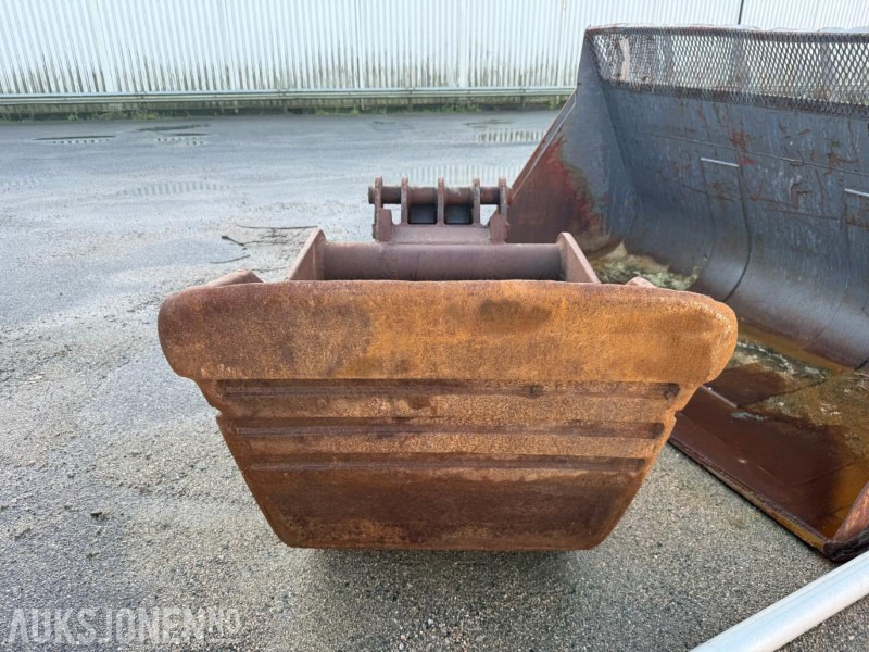 Graveskuff m/S-50 feste. - Attachment for Construction machinery: picture 3 Graveskuff m/S-50 feste. - Attachment for Construction machinery: picture 3
