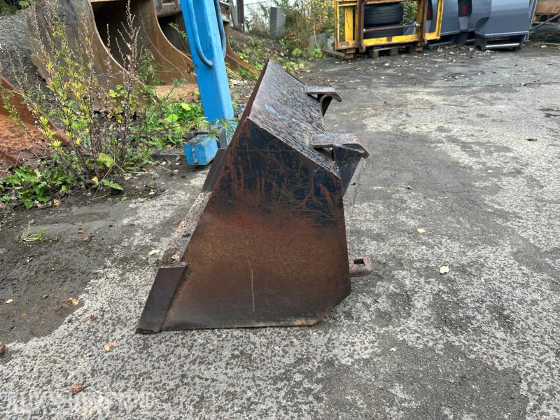 Grus skuffe til Traktor Med Trima feste - Attachment for Construction machinery: picture 4 Grus skuffe til Traktor Med Trima feste - Attachment for Construction machinery: picture 4