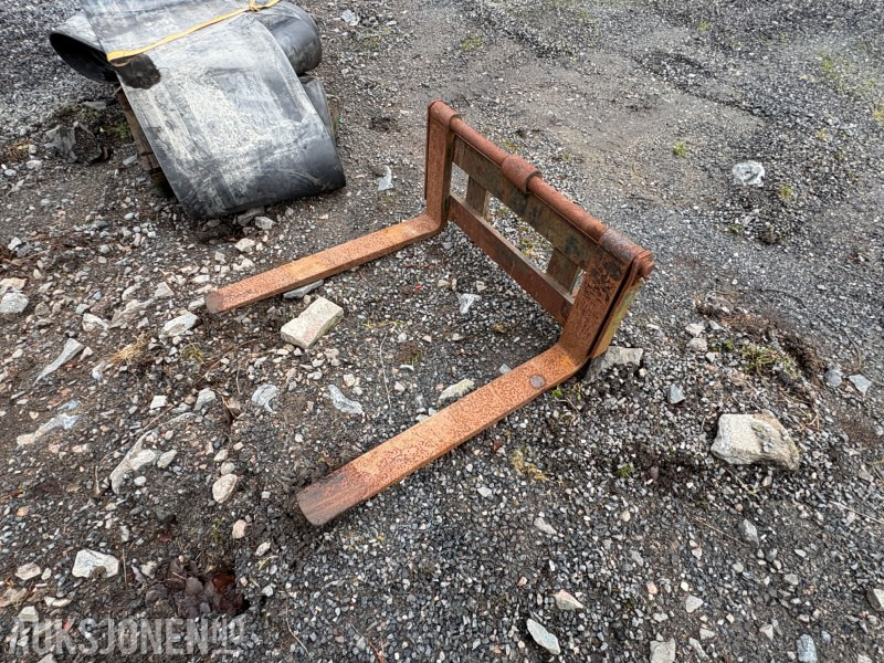 Pallegafler - Attachment for Construction machinery: picture 2 Pallegafler - Attachment for Construction machinery: picture 2