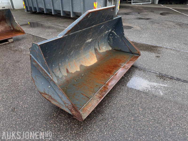 Tre Emme frontskuff PS80.PRED.CDC – 800 liter - Attachment for Construction machinery: picture 1 Tre Emme frontskuff PS80.PRED.CDC – 800 liter - Attachment for Construction machinery: picture 1