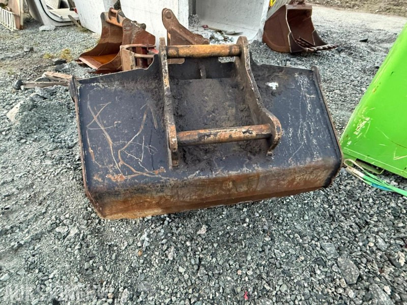 Rototilt pusse skuff med s-70 feste - Attachment for Construction machinery: picture 2 Rototilt pusse skuff med s-70 feste - Attachment for Construction machinery: picture 2