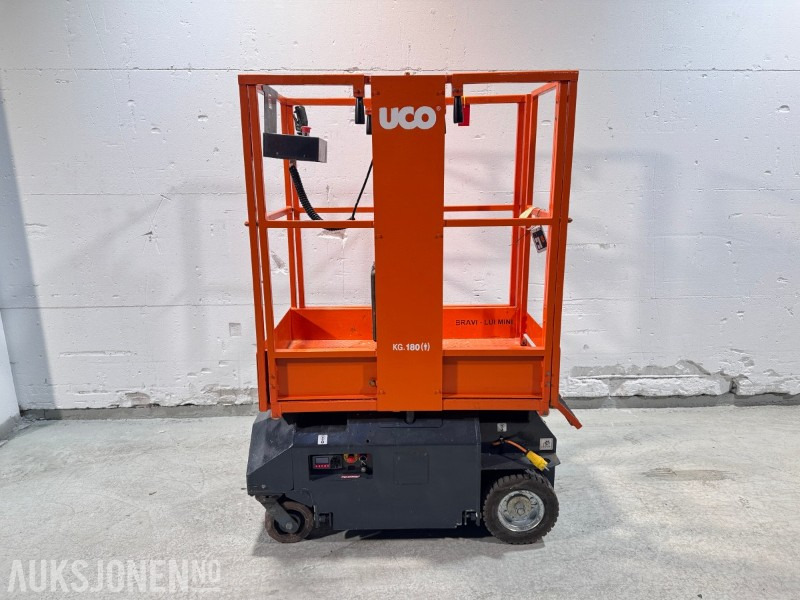 Bravisol LUI MINI HD Batteridreven mastelift – 4,9 m, smal - Aerial platform: picture 2 Bravisol LUI MINI HD Batteridreven mastelift – 4,9 m, smal - Aerial platform: picture 2