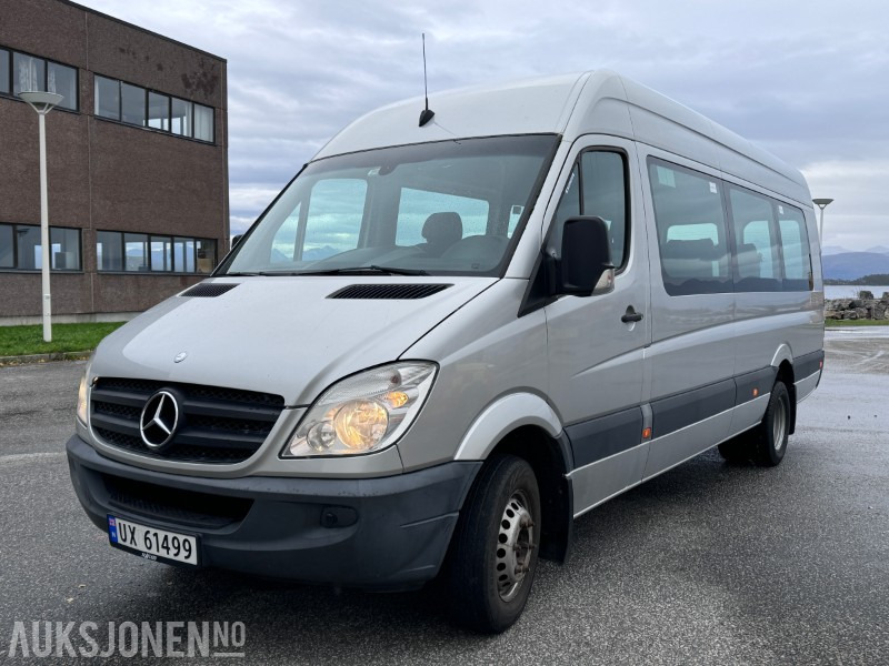 Bus 2012 Mercedes-Benz Sprinter minibuss - 9 seter - Registrert som personbil - Det medfølger ekstra seter - Webasto bak EU godkjennes før salg: picture 1