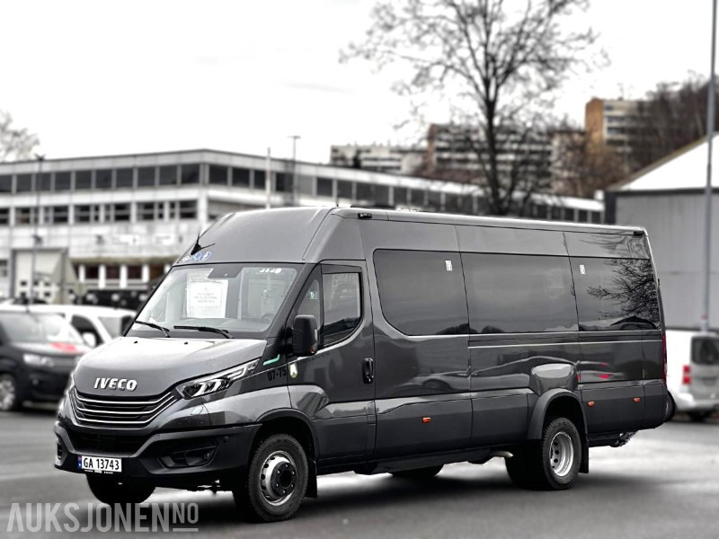 2024 Iveco Daily – 17-seters minibuss - godt utstyrt og lav kilometerstand - Bus: picture 1 2024 Iveco Daily – 17-seters minibuss - godt utstyrt og lav kilometerstand - Bus: picture 1