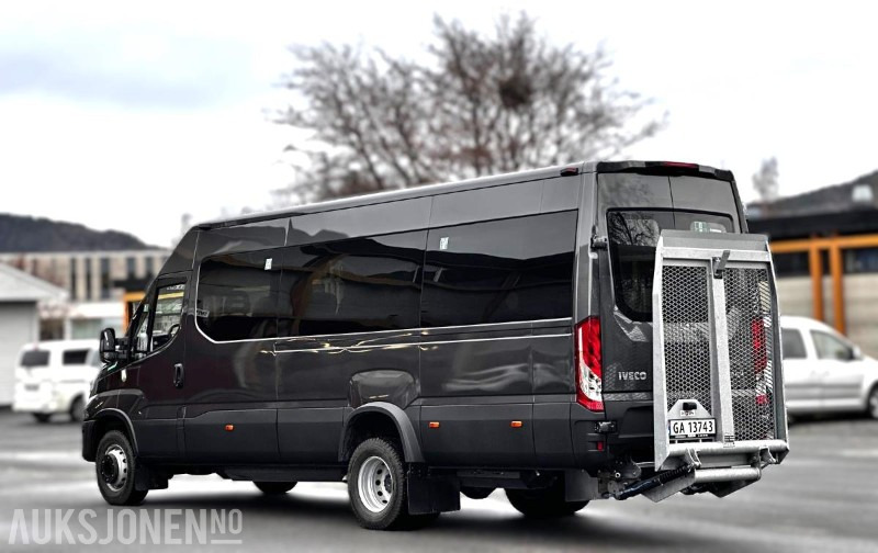 2024 Iveco Daily – 17-seters minibuss - godt utstyrt og lav kilometerstand - Bus: picture 3 2024 Iveco Daily – 17-seters minibuss - godt utstyrt og lav kilometerstand - Bus: picture 3