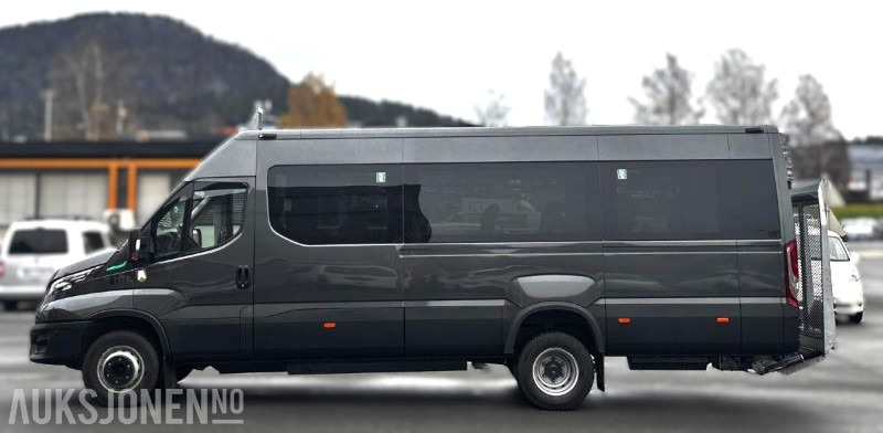 2024 Iveco Daily – 17-seters minibuss - godt utstyrt og lav kilometerstand - Bus: picture 2 2024 Iveco Daily – 17-seters minibuss - godt utstyrt og lav kilometerstand - Bus: picture 2