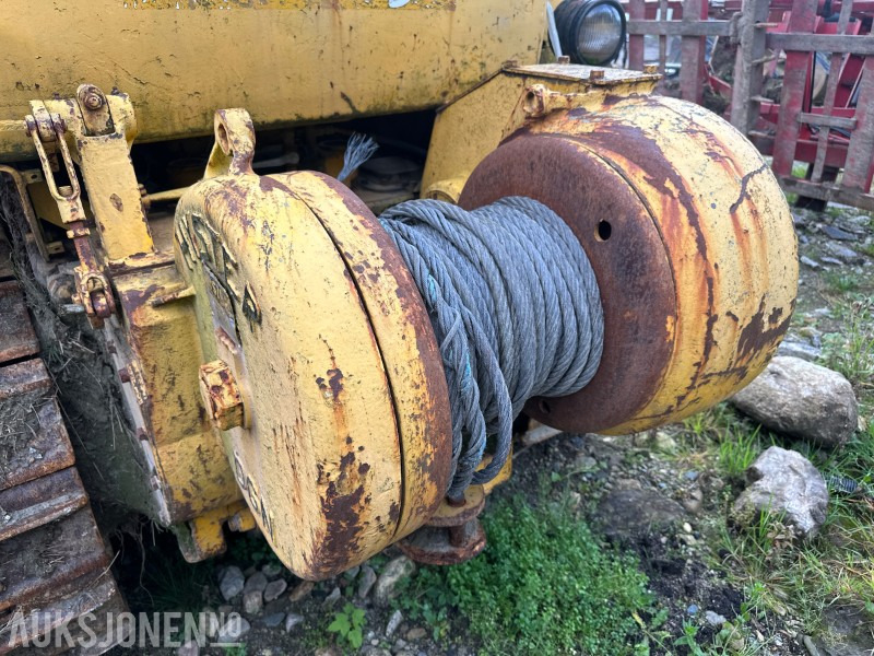 Construction equipment Cat D5 Bulldoser // doser: picture 15