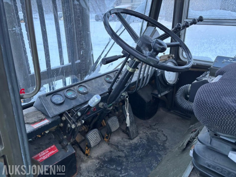 1986 Komatsu FD-45-T4 motvekts truck - Material handling equipment: picture 4 1986 Komatsu FD-45-T4 motvekts truck - Material handling equipment: picture 4