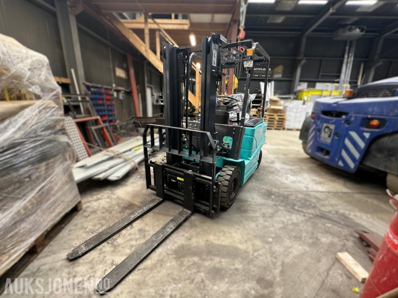 2025 Rippa R525D Elektrisk gaffeltruck, 2500kg, vedlikeholdsfrie batterier, display - Material handling equipment: picture 1 2025 Rippa R525D Elektrisk gaffeltruck, 2500kg, vedlikeholdsfrie batterier, display - Material handling equipment: picture 1