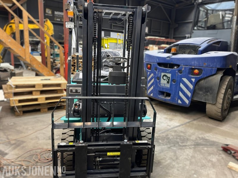 2025 Rippa R525D Elektrisk gaffeltruck, 2500kg, vedlikeholdsfrie batterier, display - Material handling equipment: picture 2 2025 Rippa R525D Elektrisk gaffeltruck, 2500kg, vedlikeholdsfrie batterier, display - Material handling equipment: picture 2