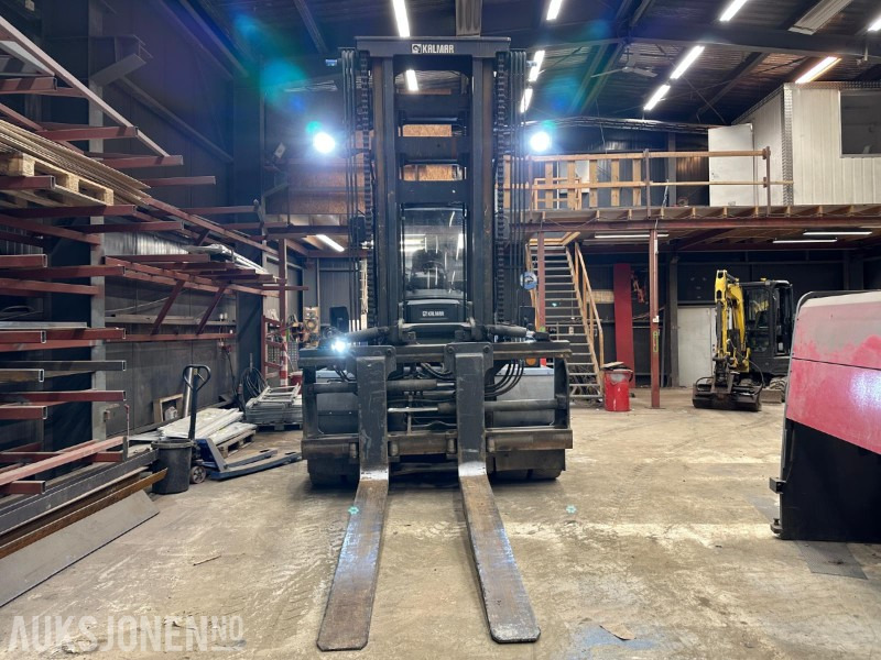 Kalmar DCG100-12 – 10 tonns gaffeltruck – 2012 – 11 849 timer - Material handling equipment: picture 2 Kalmar DCG100-12 – 10 tonns gaffeltruck – 2012 – 11 849 timer - Material handling equipment: picture 2