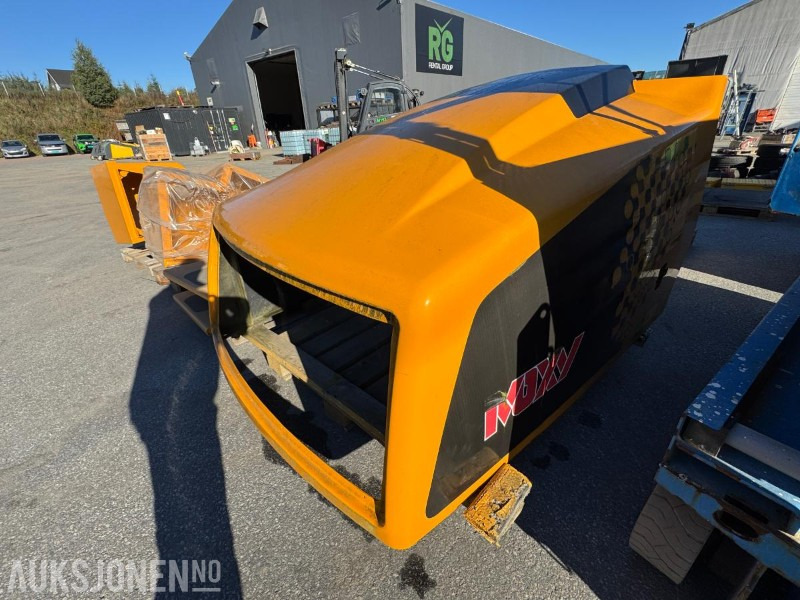 Moxy MT41 panser og side kasser med lokk. - Construction equipment: picture 2 Moxy MT41 panser og side kasser med lokk. - Construction equipment: picture 2