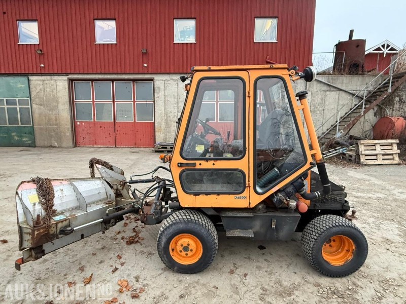 2002 Rasant Kommunal-Trak 4x4 med Kubota diesel kun 2509 timer MVA-FRI - Municipal/ Special vehicle: picture 3 2002 Rasant Kommunal-Trak 4x4 med Kubota diesel kun 2509 timer MVA-FRI - Municipal/ Special vehicle: picture 3