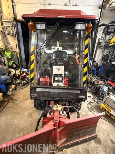 2011 Ventrac 3200 TAD1221 kompaktmaskin / redskapsbærer - Municipal/ Special vehicle: picture 1 2011 Ventrac 3200 TAD1221 kompaktmaskin / redskapsbærer - Municipal/ Special vehicle: picture 1