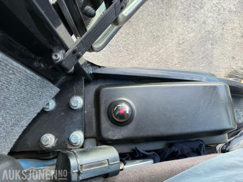 Municipal/ Special vehicle 2013 Kärcher Feiemaskin/multimaskin lite brukt: picture 13