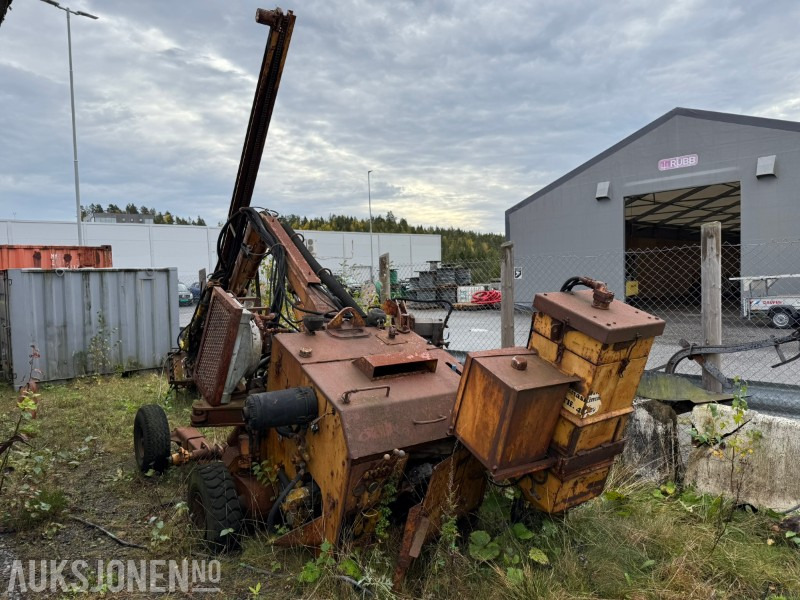 Nemek Borerigg - Drilling rig: picture 2 Nemek Borerigg - Drilling rig: picture 2