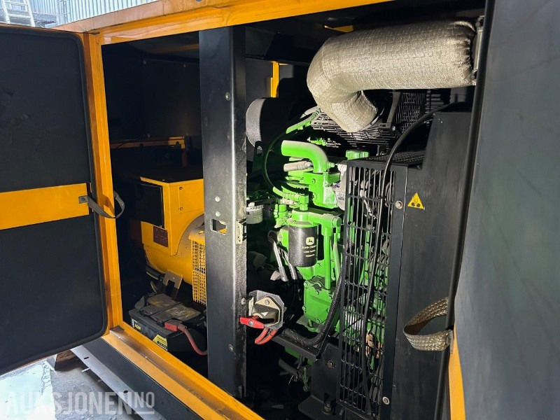 SDMO 80 kVa aggregat - Construction equipment: picture 3 SDMO 80 kVa aggregat - Construction equipment: picture 3